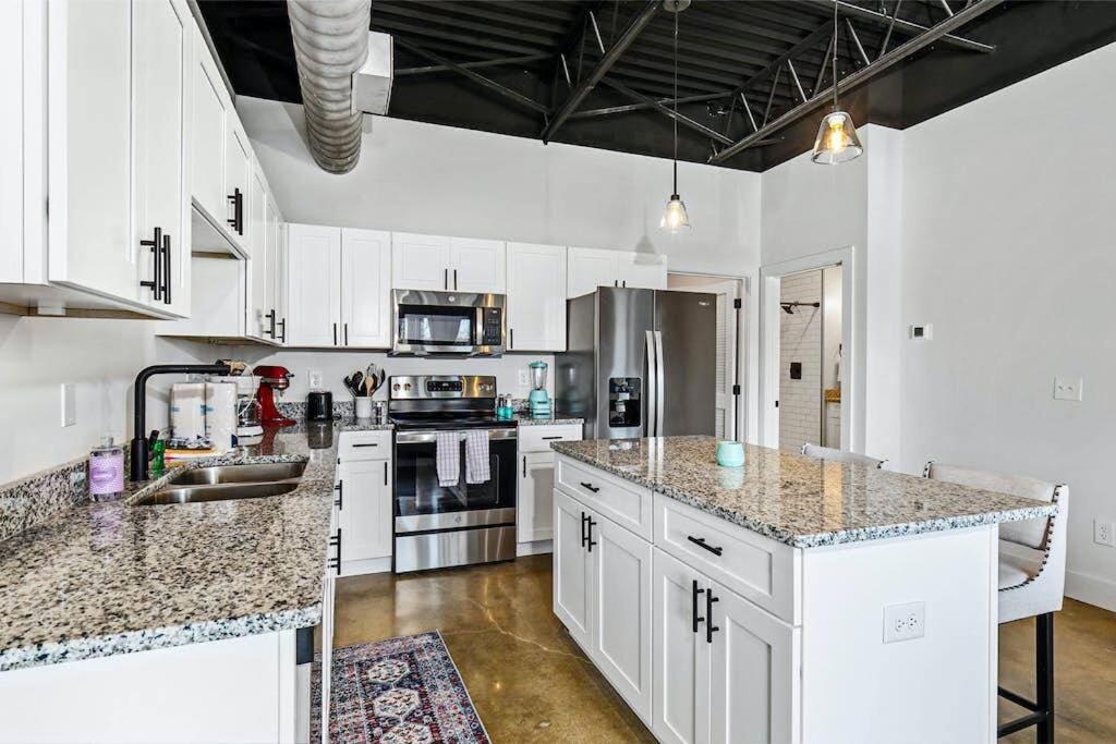Brand New Condo Near Downtown Nash W Washer Dryer Нэшвилл Экстерьер фото